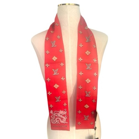 NWT Louis Vuitton Lunar New Year Dragon LV Red BB Bandeau 100% Silk Scarf 3x47” - Picture 9 of 13
